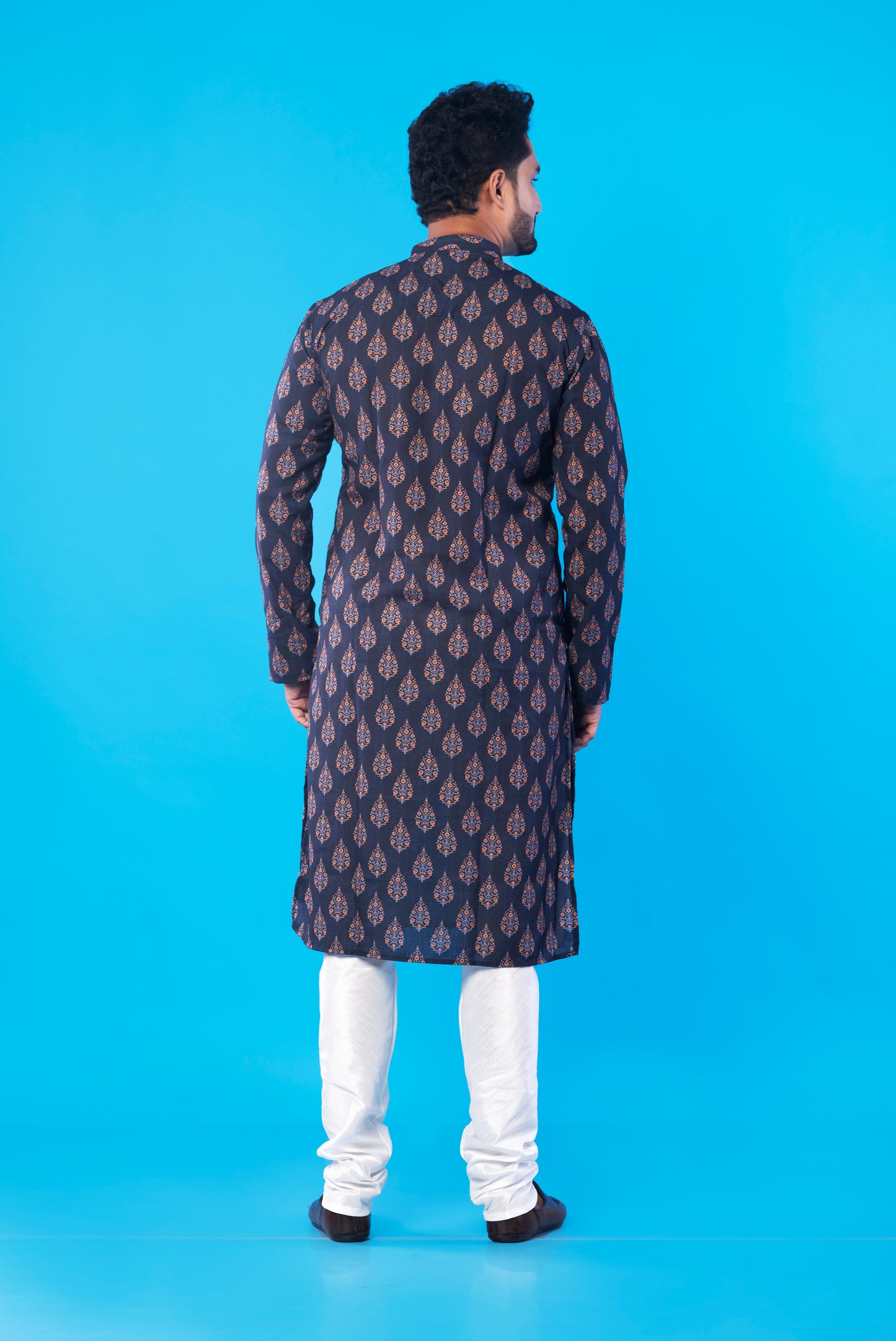Men’s Black Designer Kurta – Floral Leaf Print Ethnic Wear, Soft Cotton Blend Fabric, Double-Stitched for Durability, Wooden Button Detailing, Perfect for Weddings, Festivals &amp; Traditional Occasions