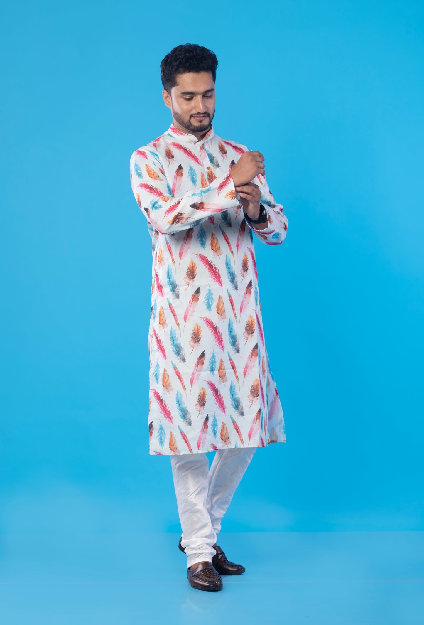 Men’s White Leaf Print Kurta – Multicolor Design, Soft Fabric, Double-Stitched for Durability, Festive & Casual Wear