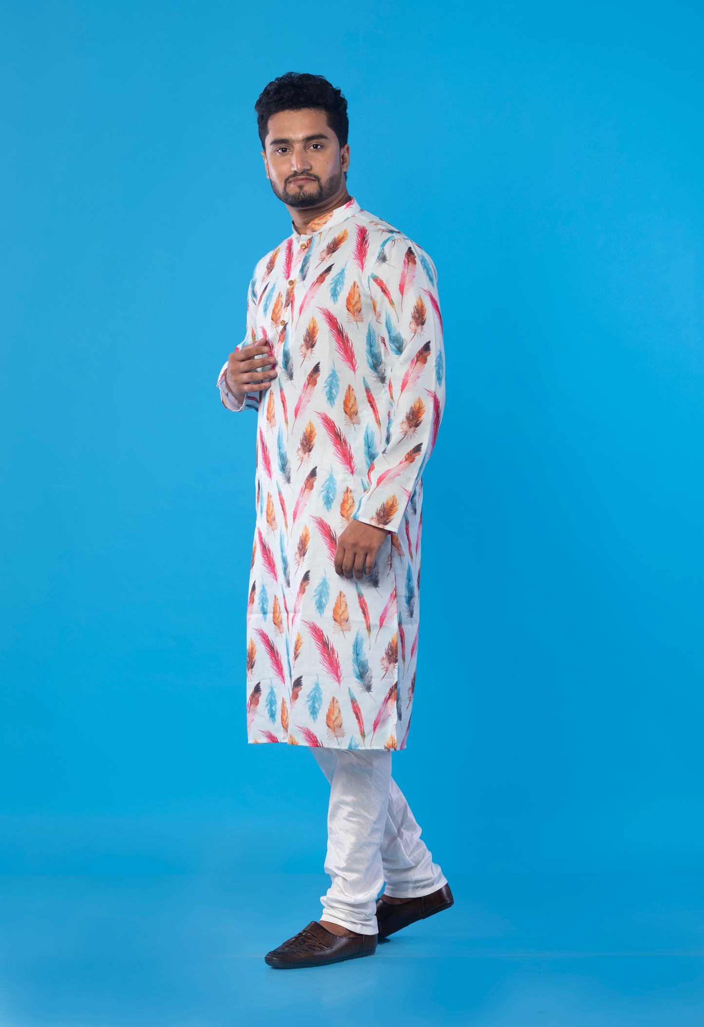Men’s White Leaf Print Kurta – Multicolor Design, Soft Fabric, Double-Stitched for Durability, Festive & Casual Wear