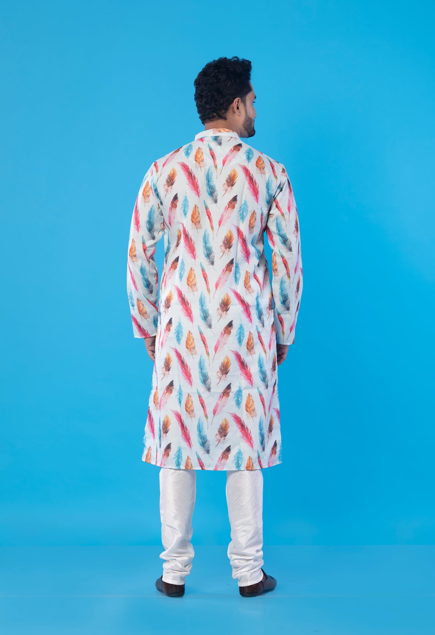 Men’s White Leaf Print Kurta – Multicolor Design, Soft Fabric, Double-Stitched for Durability, Festive & Casual Wear