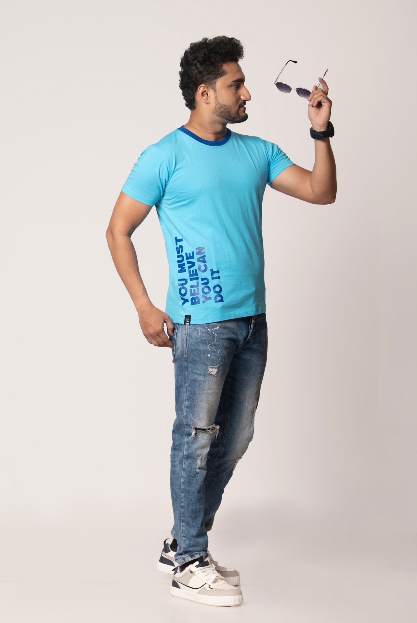 Men's Blue Cotton Round Neck T-Shirt – Classic Short Sleeve Casual Tee, Soft Breathable Fabric, Slim Fit & Regular Fit, Perfect, Gym, Travel, Sports & Layering