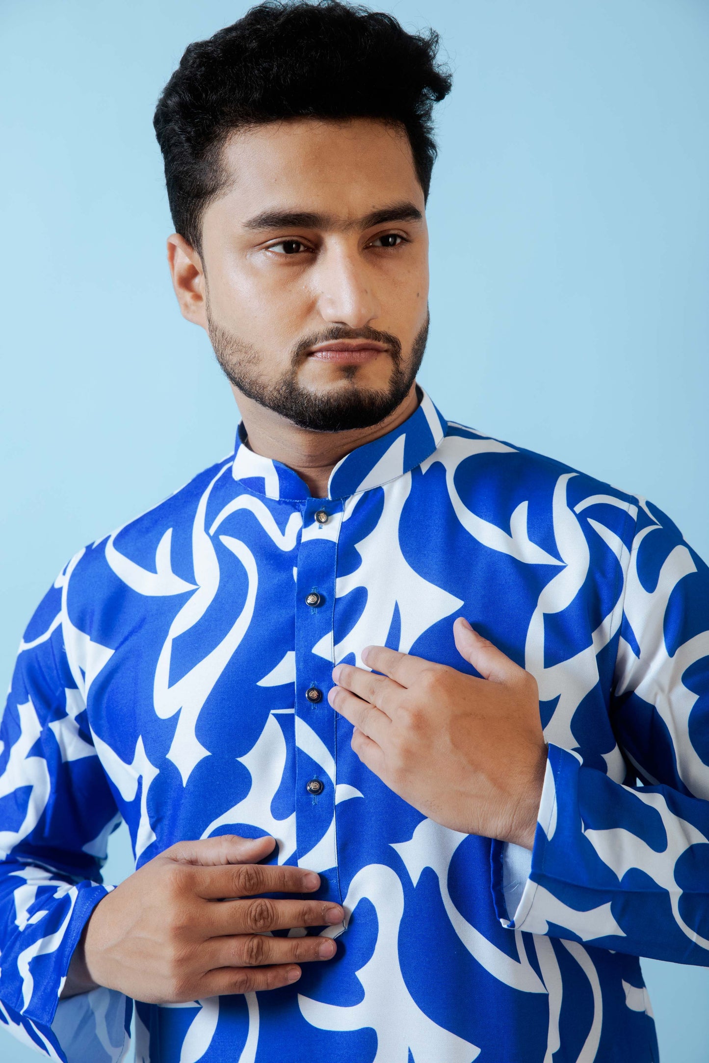 Fabriq by FFACE Stylish Blue and White Printed Men's Kurta, 100% Cotton, Knee-Length