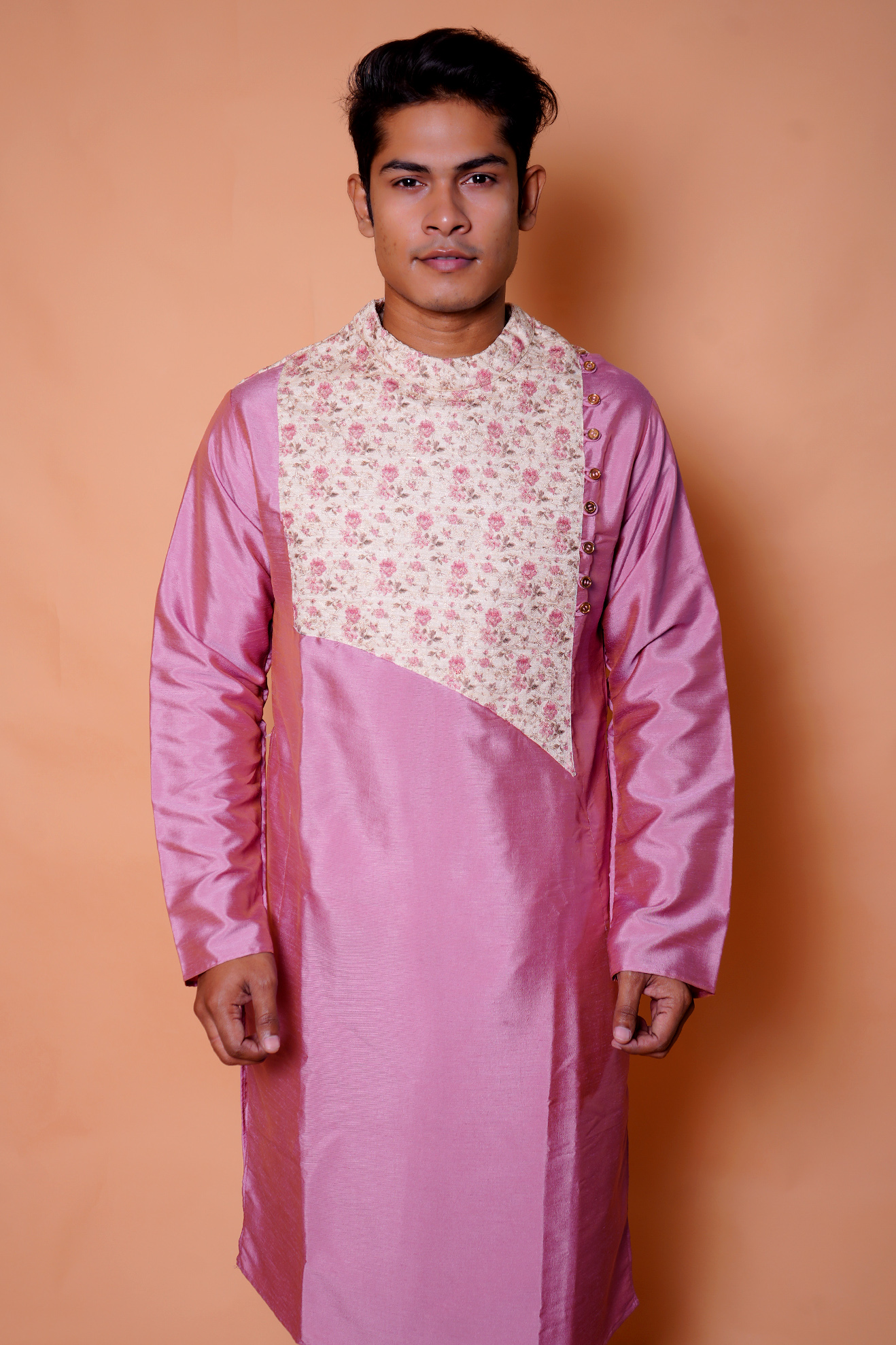 Mauve and white embroidered silk kurta